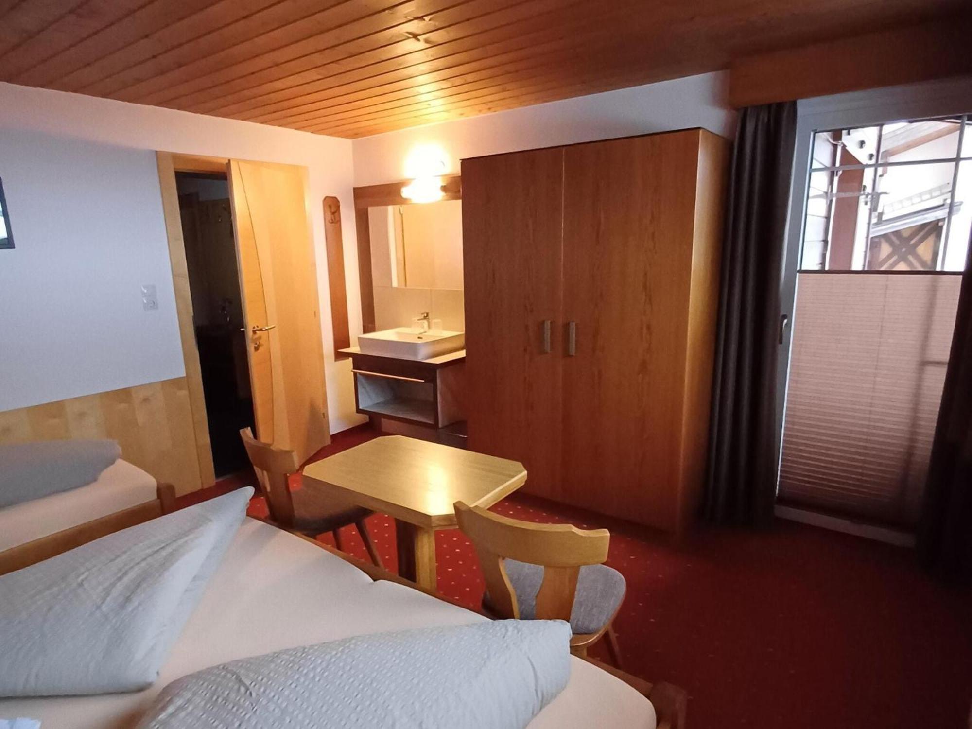 Modern Apartment In Langenfeld Near Ski Area Kültér fotó