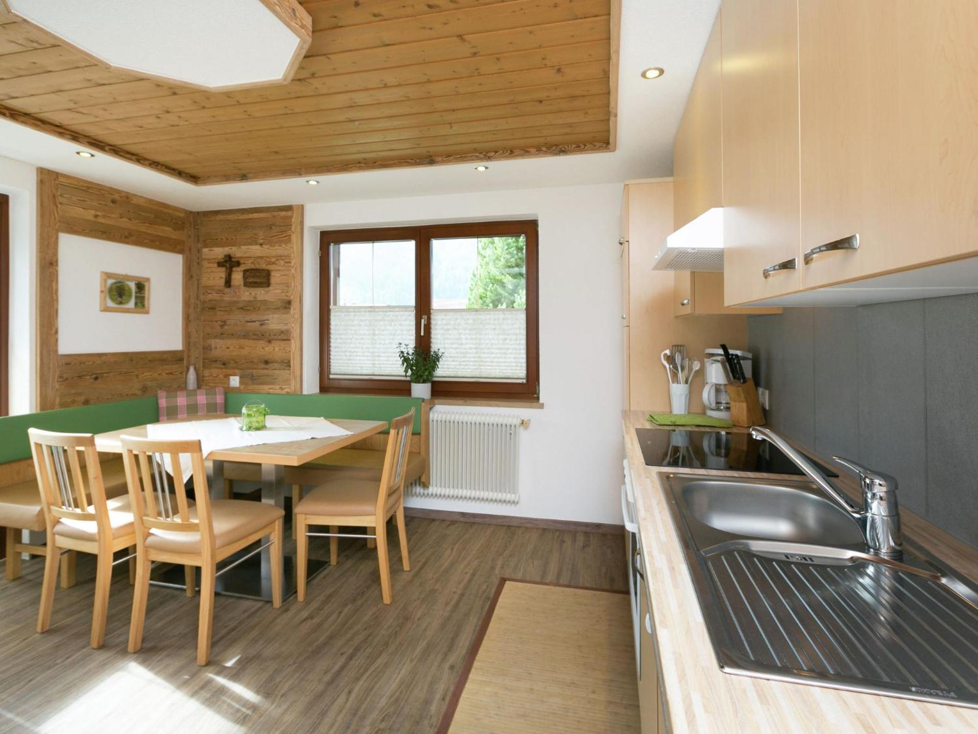 Modern Apartment In Langenfeld Near Ski Area Kültér fotó