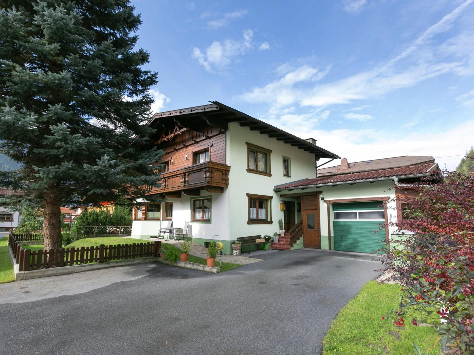 Modern Apartment In Langenfeld Near Ski Area Kültér fotó